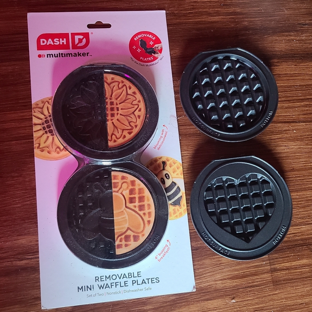 DASH Removeable Mini Waffle Plates Set Of 4 Sunflower, Bee, Heart And Standard.
